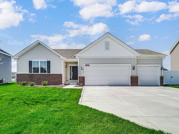 3856 Fender Street, Valparaiso, IN 46385