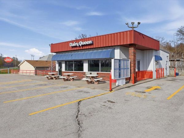 309 U.S. 6, OAKLAND, IA 51560