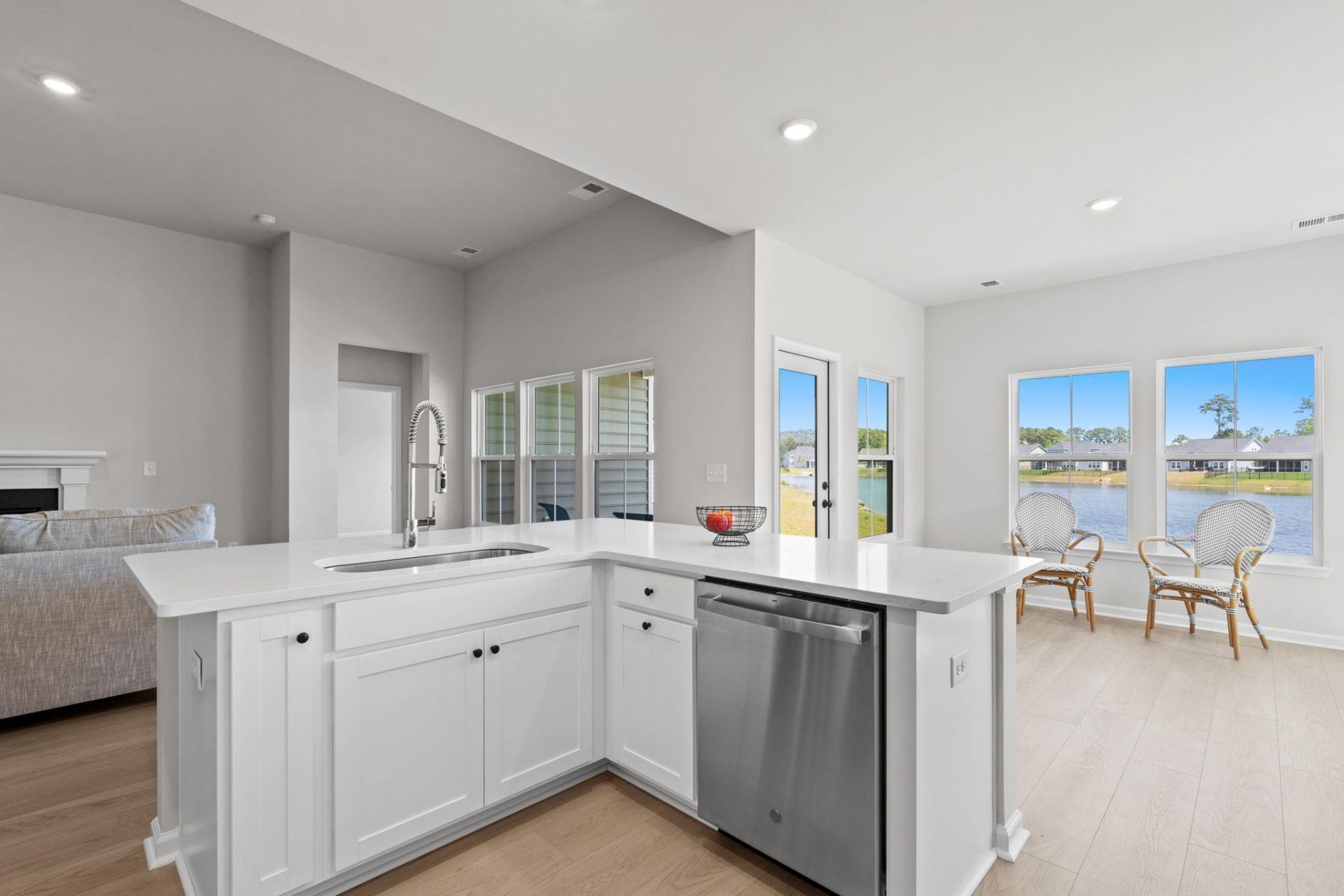 290 Empyrean Circle Photo 10