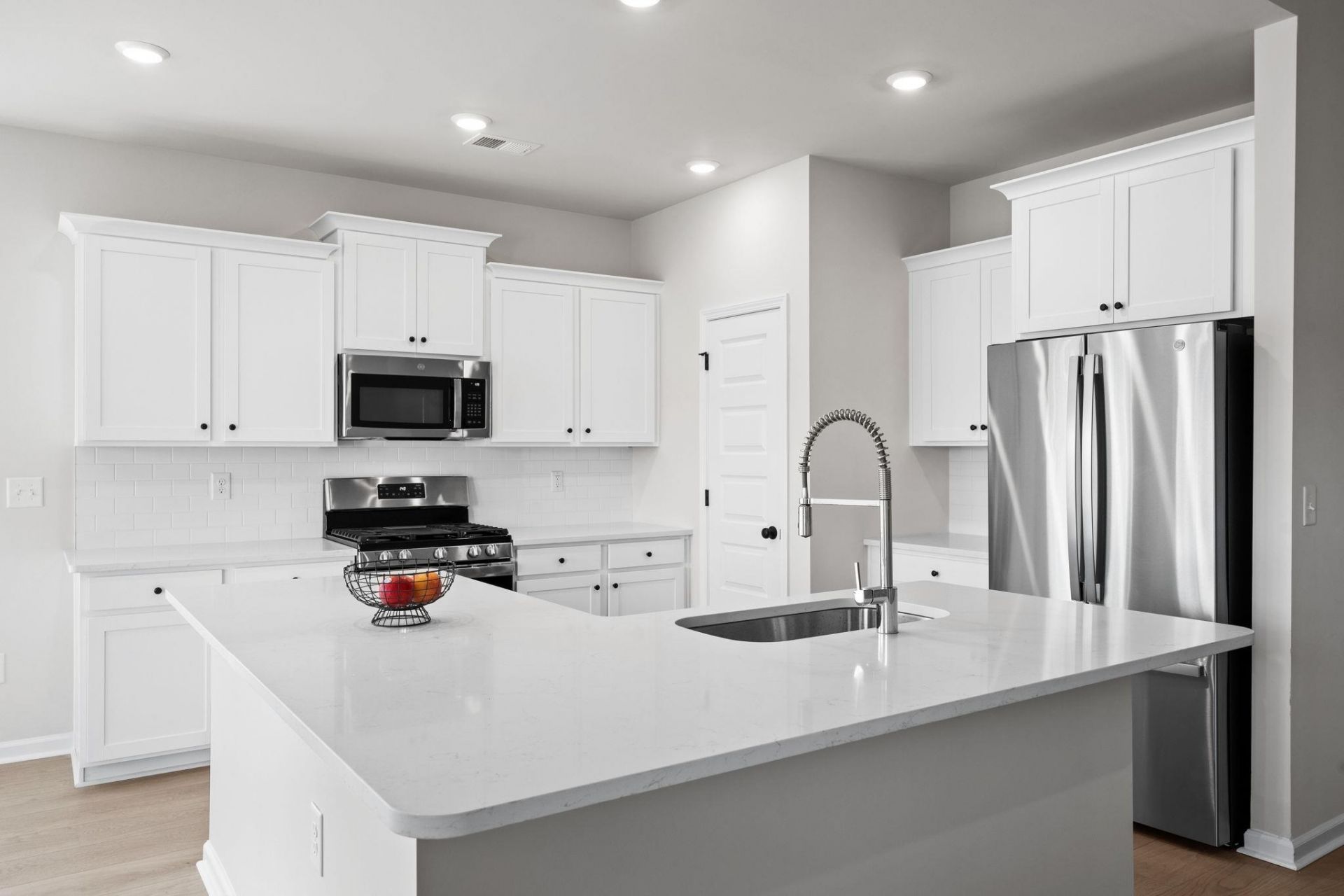 290 Empyrean Circle Photo 11