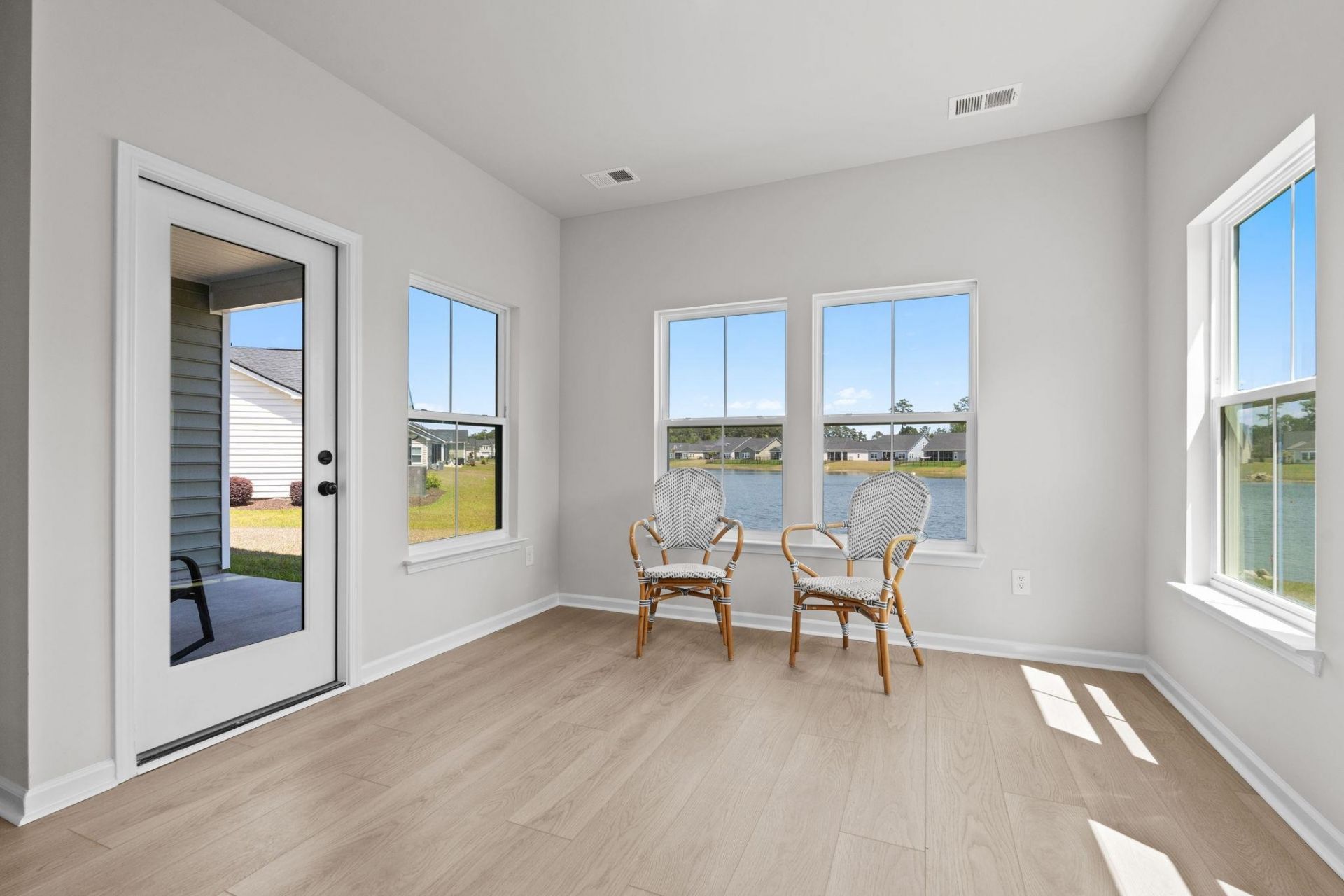 290 Empyrean Circle Photo 13