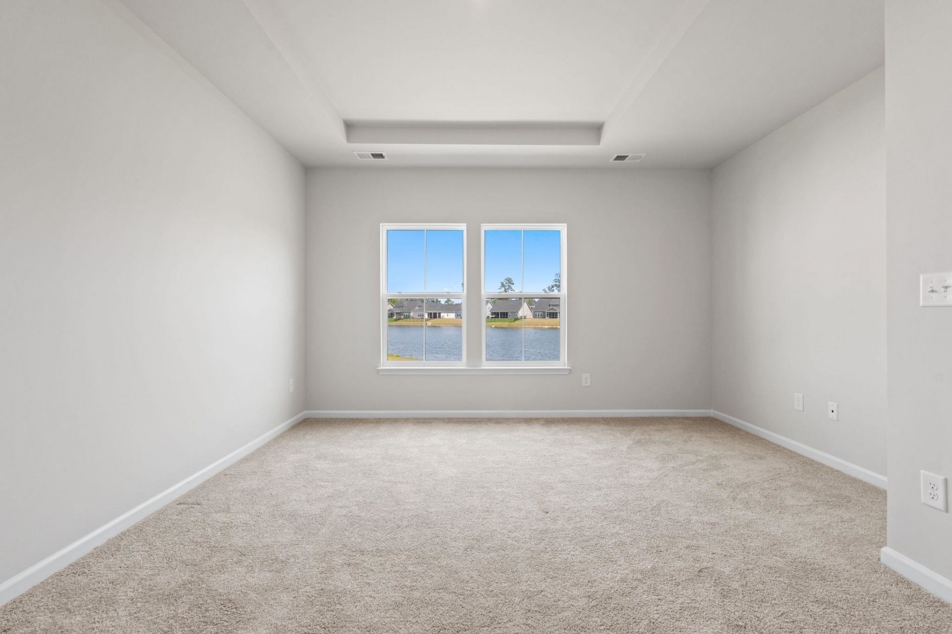 290 Empyrean Circle Photo 16