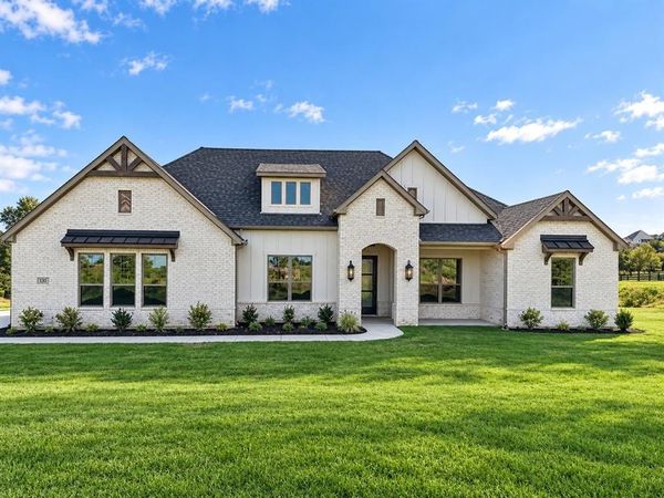 131 Oak Meadow Lane, Weatherford, TX 76085