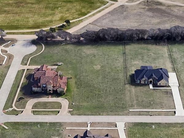 1706 Right Field Court , Cedar Hill, TX 75104