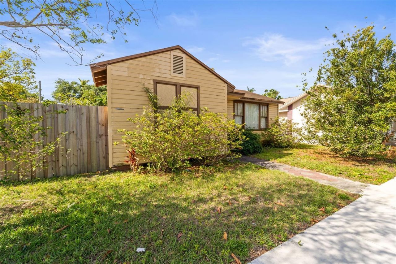 3000 5th Avenue N, Saint Petersburg, FL 33713 Photo