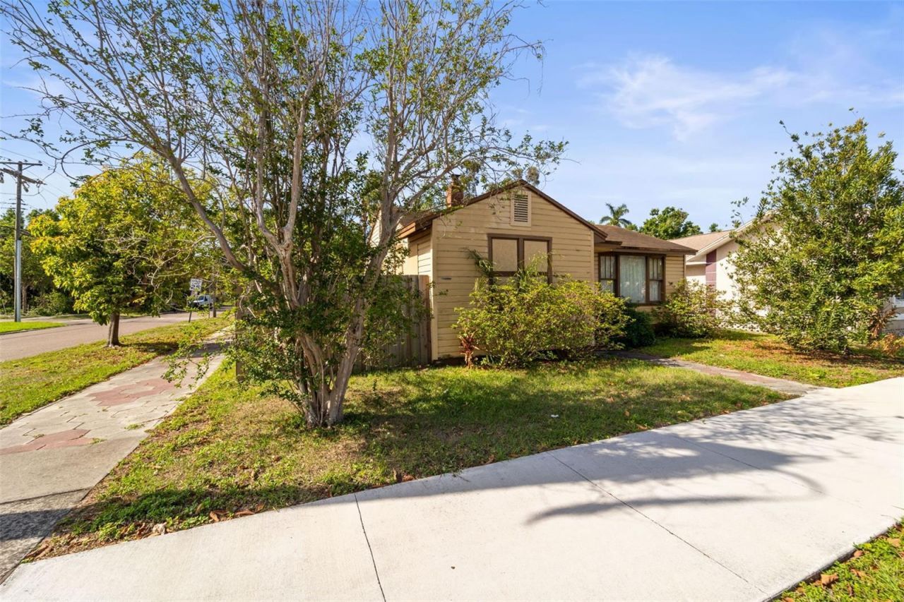 3000 5th Avenue N, Saint Petersburg, FL 33713 Photo