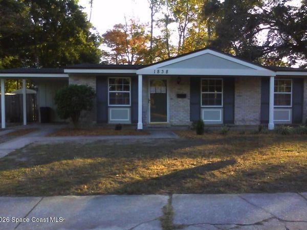 1838 Leonid Road , Jacksonville, FL 32218