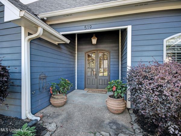 519 Ridge Circle, Brandon, MS 39047