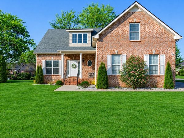 3310 Genoa Dr, Murfreesboro, TN 37128
