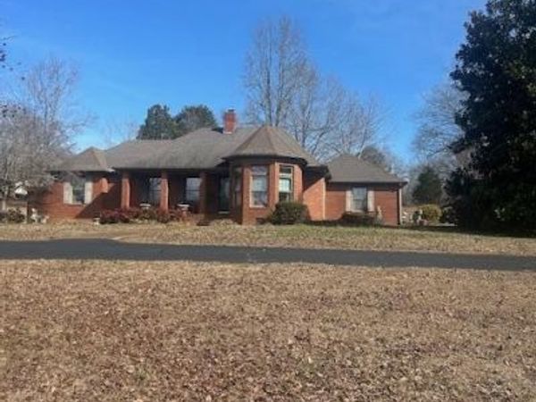 1842 Highway 641 S, Camden, TN 38320