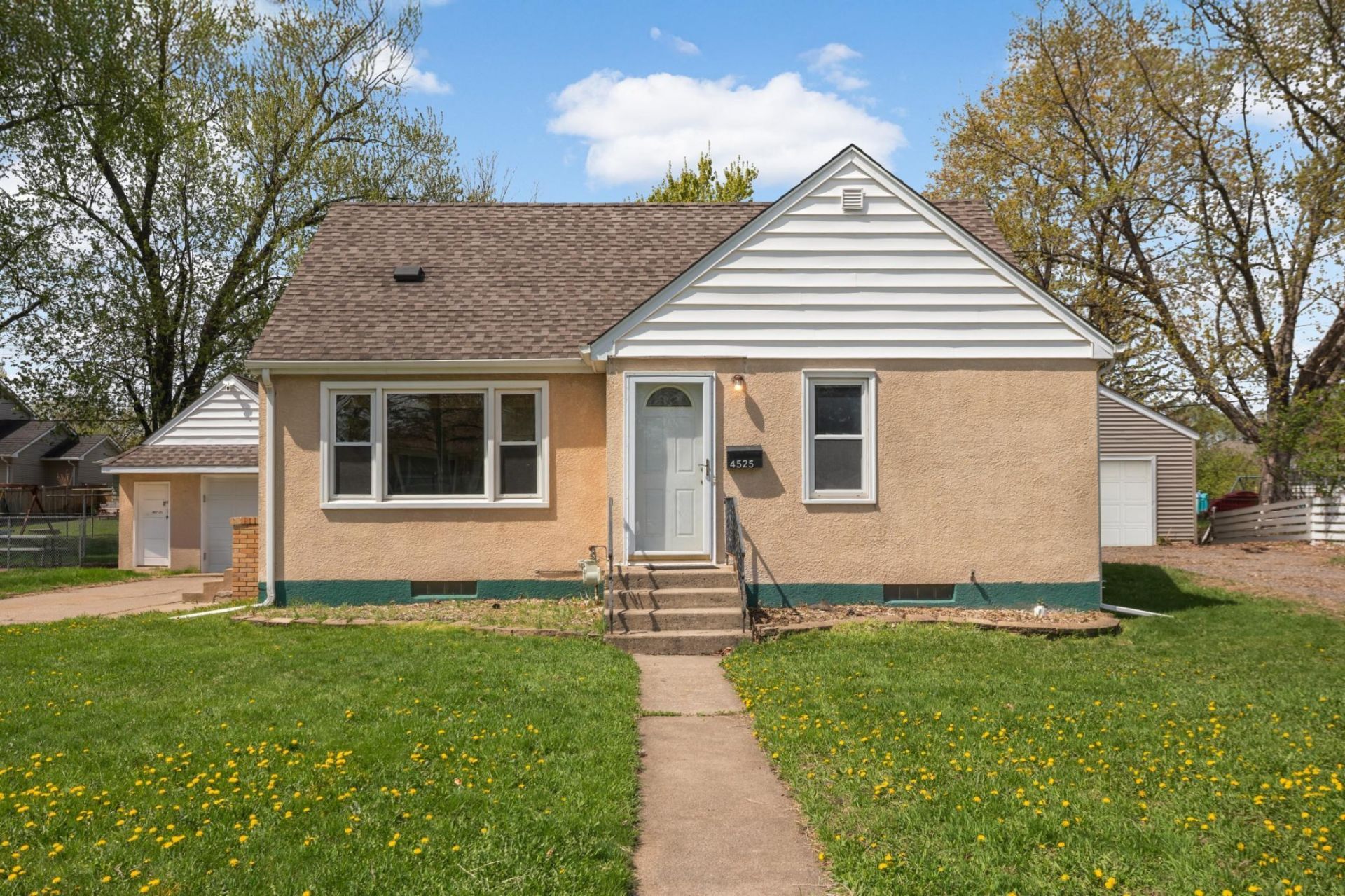 4525 Adair Avenue N, Crystal, MN 55422 Main Photo