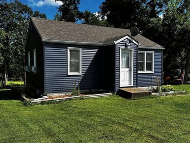 23121 MN - 65 Service RD NE, East Bethel, MN 55005