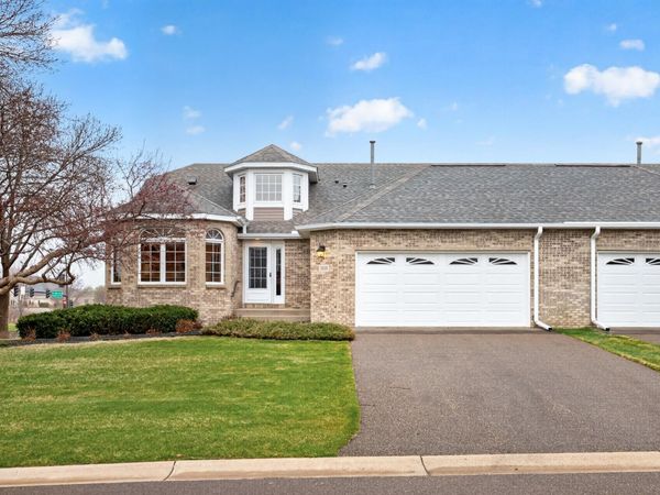 3605 Black Oaks Lane N, Plymouth, MN 55446