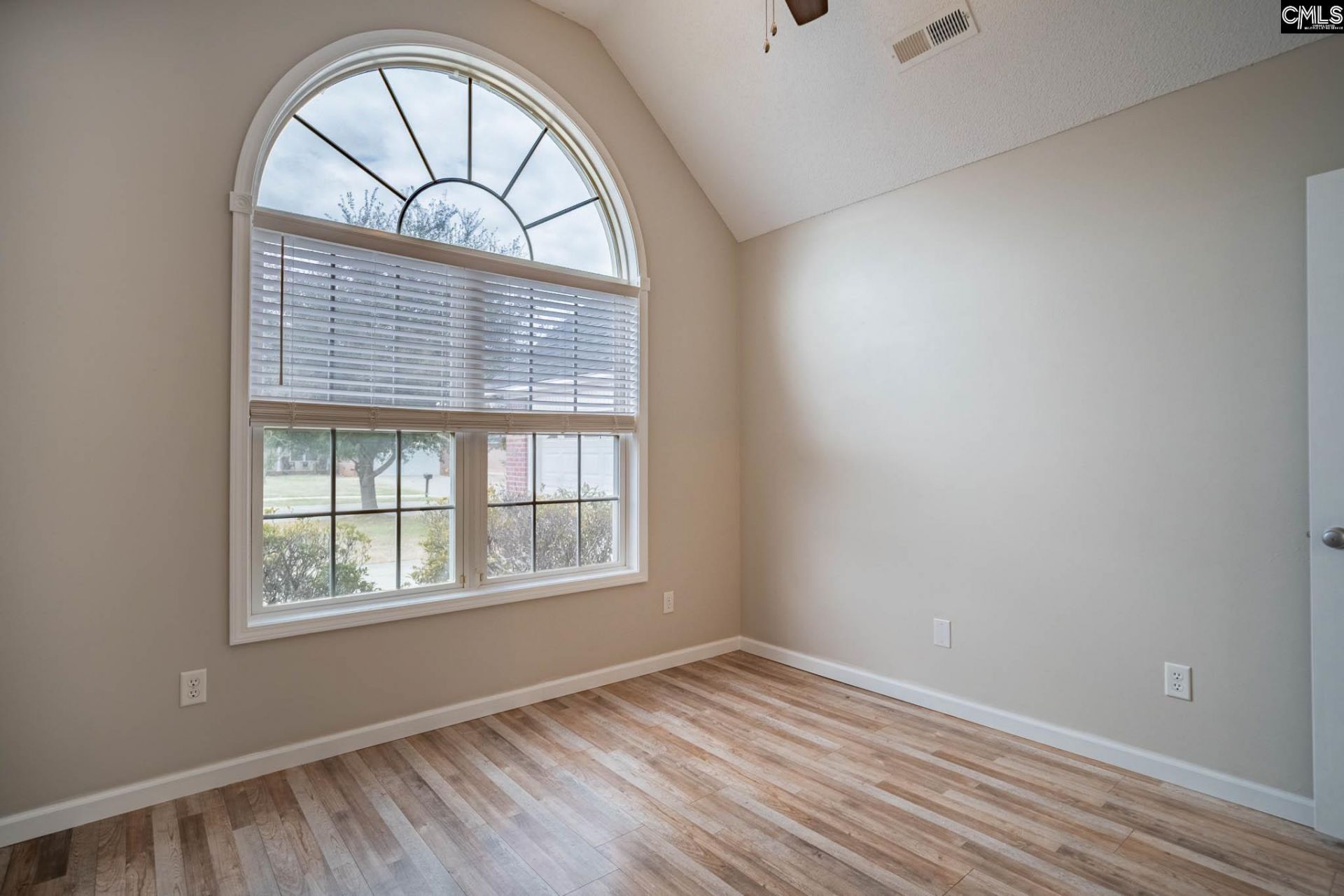 655 Ginhouse Drive  Photo 18