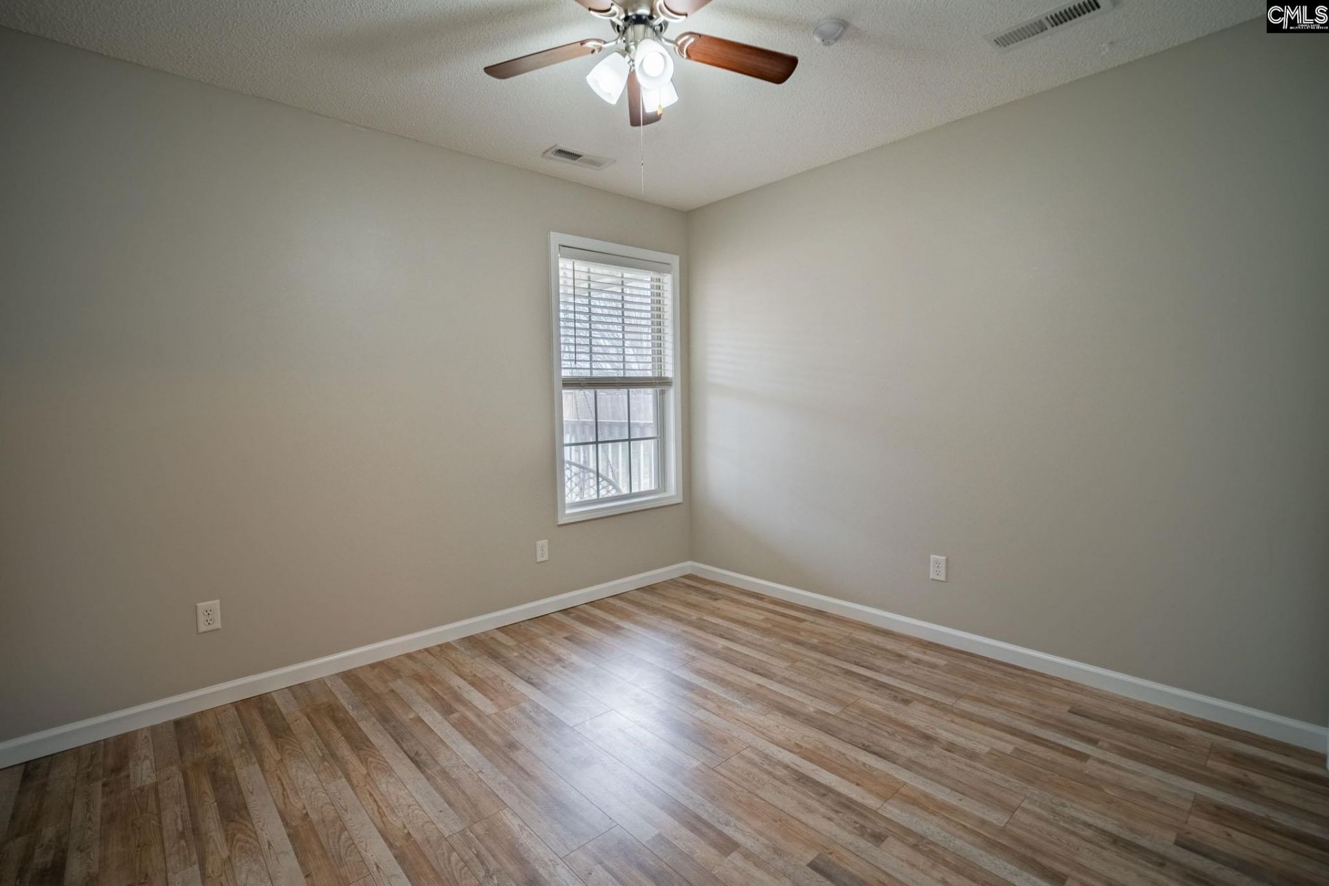 655 Ginhouse Drive  Photo 24