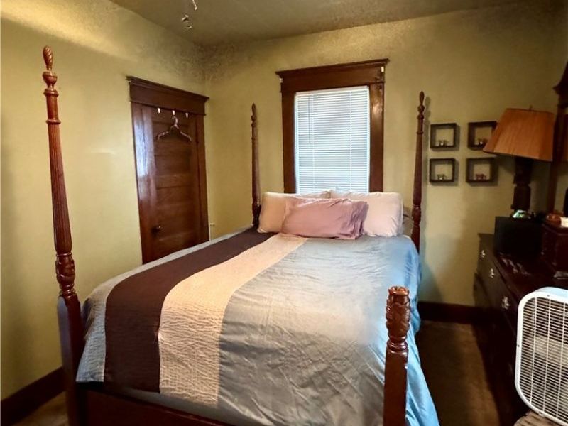 112 Fairview Street, West Lafayette, OH 43845 Photo 14