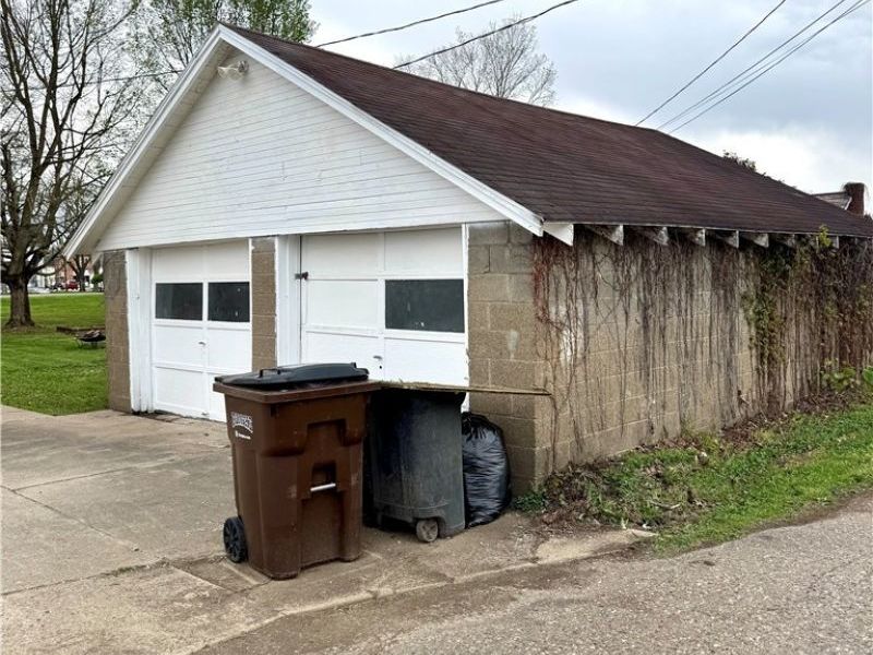 112 Fairview Street, West Lafayette, OH 43845 Photo 23