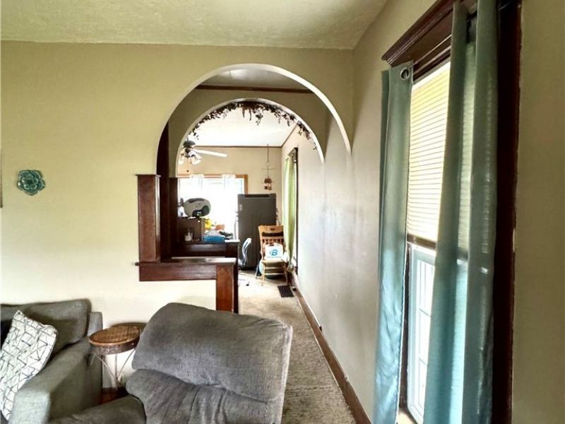 112 Fairview Street, West Lafayette, OH 43845 Photo 6