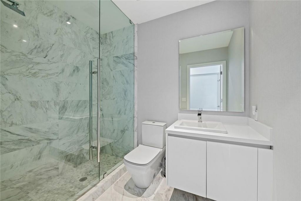 701 N Fort Lauderdale Beach Boulevard, Unit 602, Fort Lauderdale, FL 33304 Photo