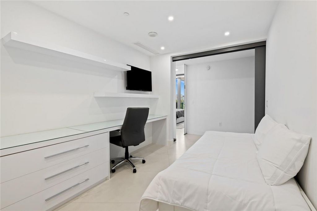 701 N Fort Lauderdale Beach Boulevard, Unit 602, Fort Lauderdale, FL 33304 Photo