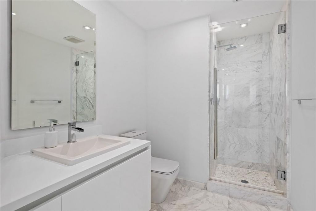 701 N Fort Lauderdale Beach Boulevard, Unit 602, Fort Lauderdale, FL 33304 Photo