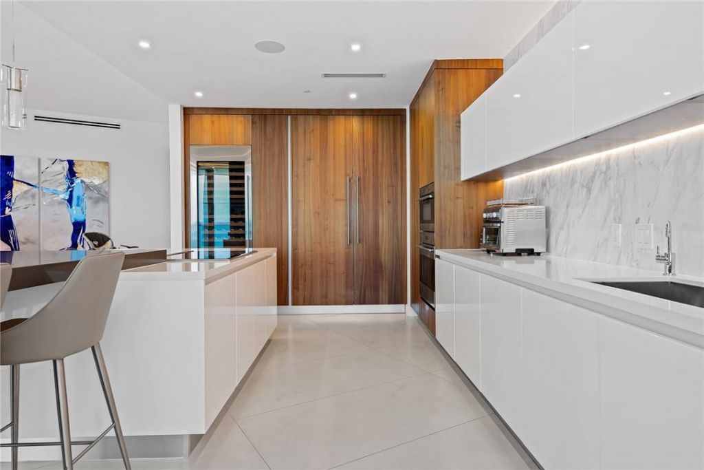 701 N Fort Lauderdale Beach Boulevard, Unit 602, Fort Lauderdale, FL 33304 Photo