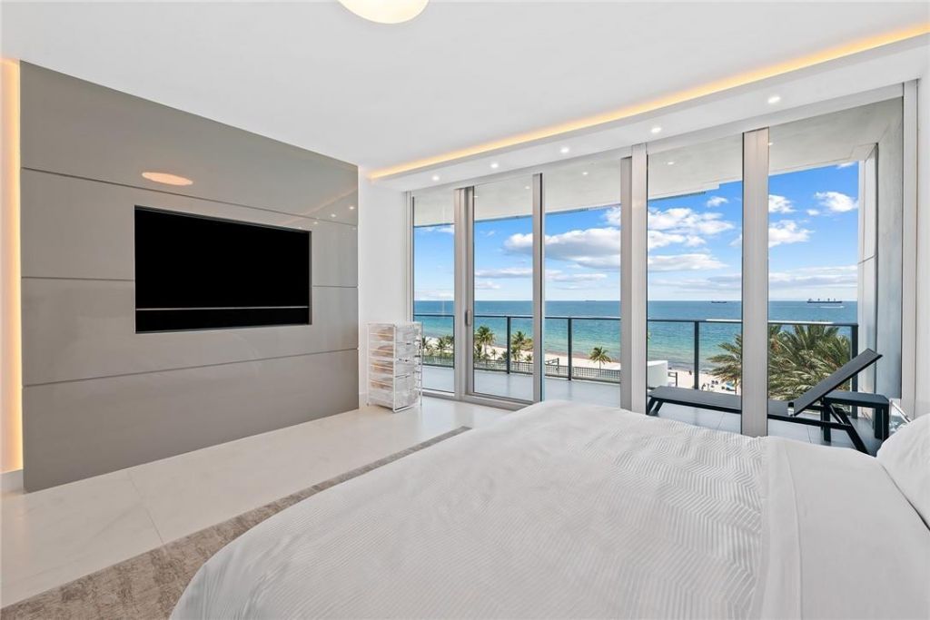 701 N Fort Lauderdale Beach Boulevard, Unit 602, Fort Lauderdale, FL 33304 Photo