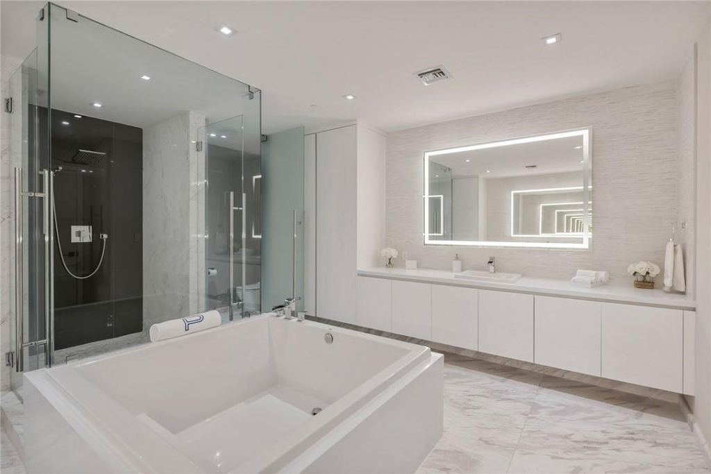 701 N Fort Lauderdale Beach Boulevard, Unit 602, Fort Lauderdale, FL 33304 Photo