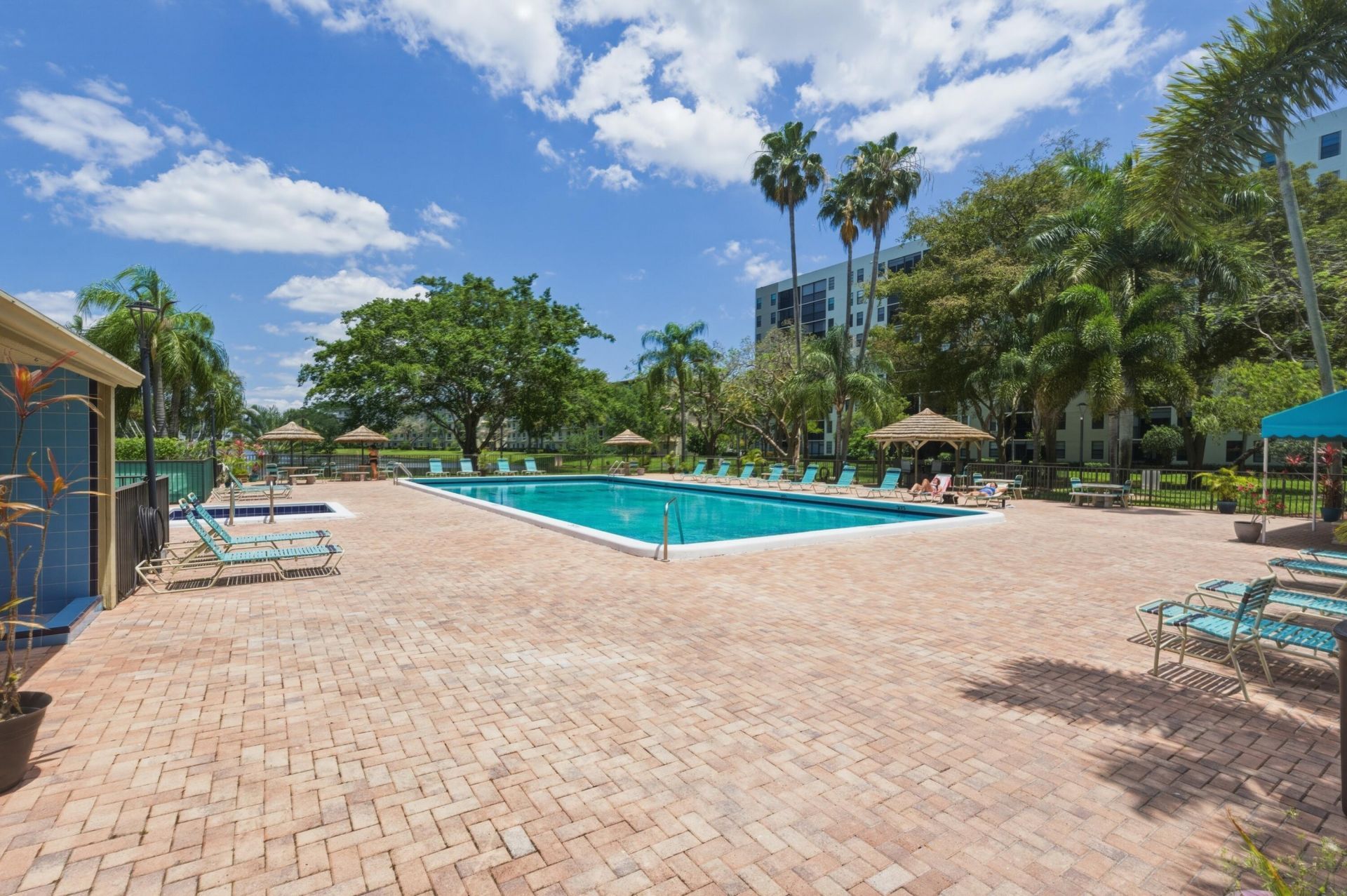 2205 S Cypress Bend Drive, Unit 604, Pompano Beach, FL 33069 Photo