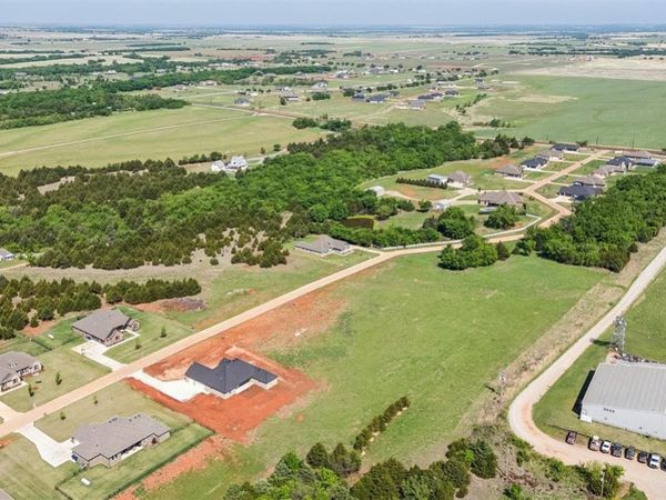 9524 Regado Court, Guthrie, OK 73044