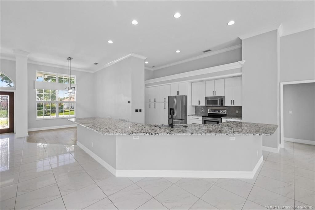 801 SW Lighthouse Drive, Palm City, FL 34990 Photo