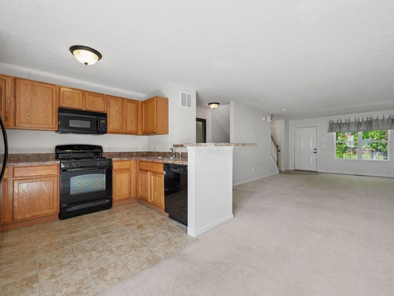 7470 Sancus Boulevard, Columbus, OH 43085 Photo 11