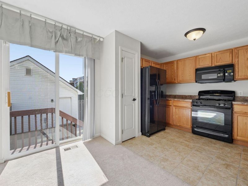 7470 Sancus Boulevard, Columbus, OH 43085 Photo 12