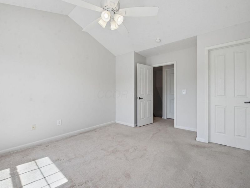7470 Sancus Boulevard, Columbus, OH 43085 Photo 17