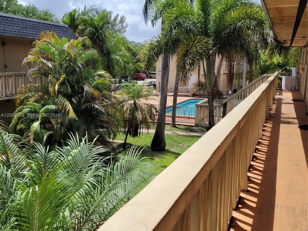 1370 NE 119th St , Unit 137015, Miami, FL 33161