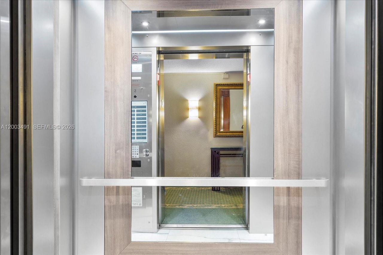5555 Collins Ave , Unit 3C, Miami Beach, FL 33140 Photo