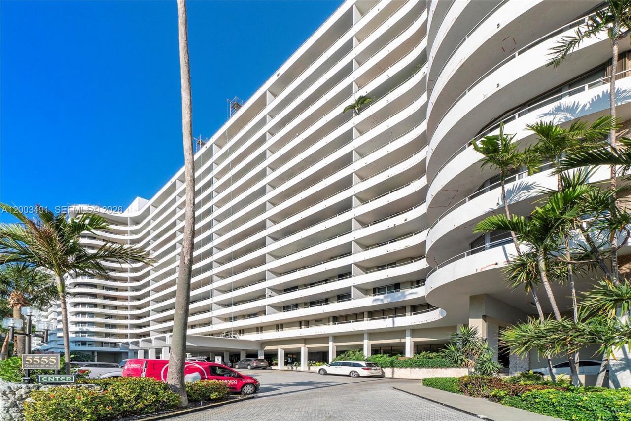 5555 Collins Ave , Unit 3C, Miami Beach, FL 33140 Photo