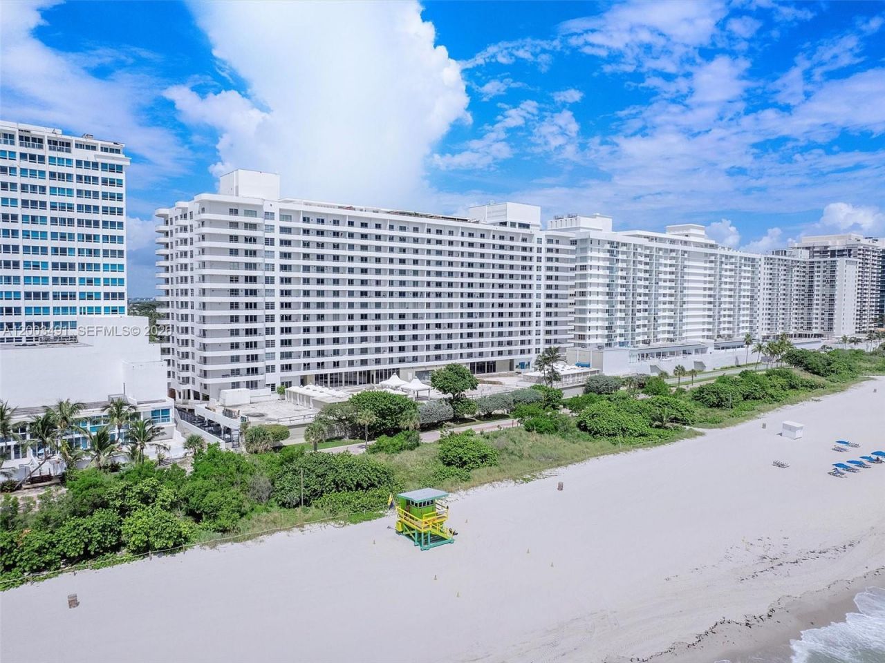 5555 Collins Ave , Unit 3C, Miami Beach, FL 33140 Photo