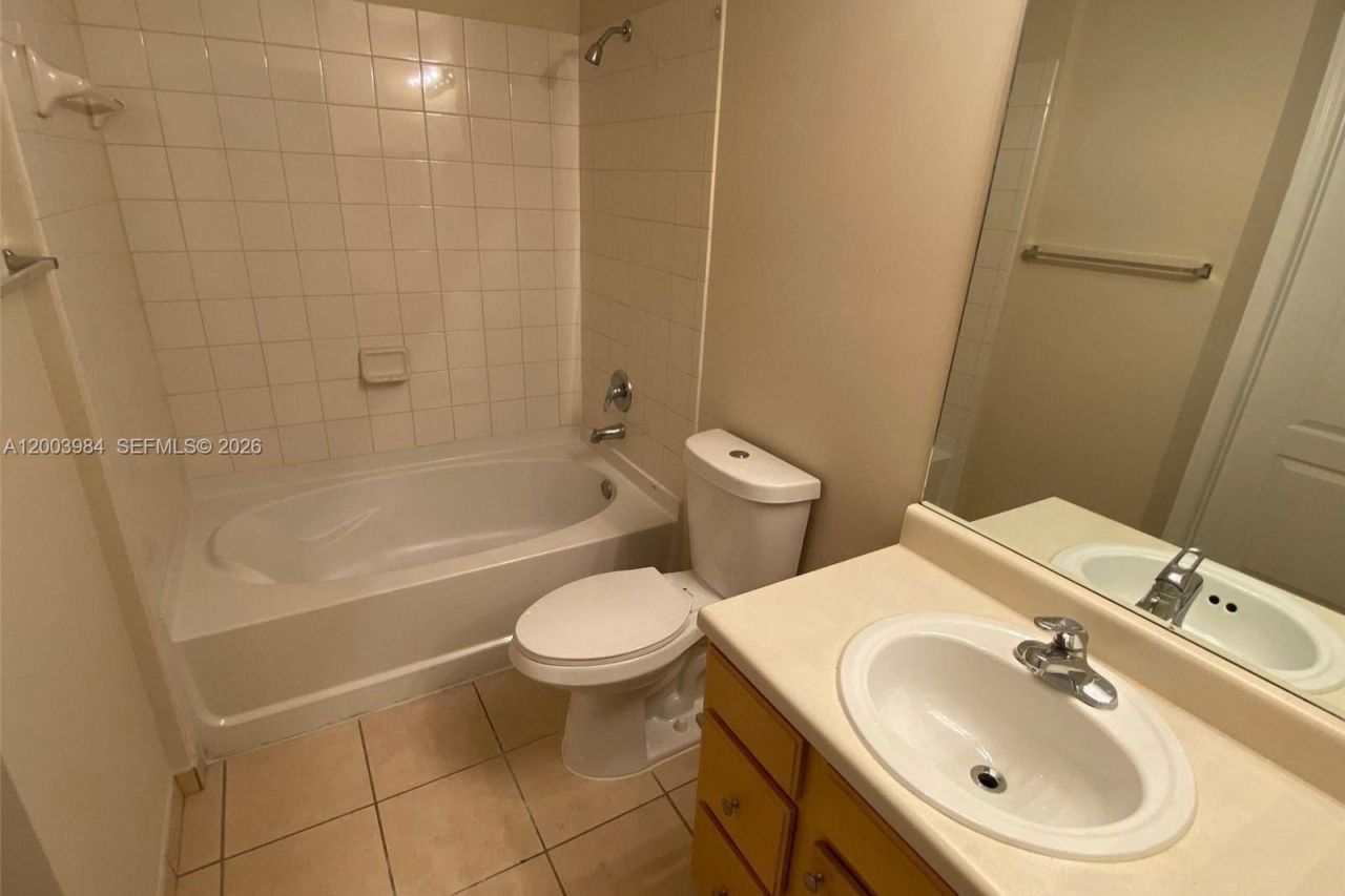 6001 SW 70th St, Unit 342, South Miami, FL 33143 Photo