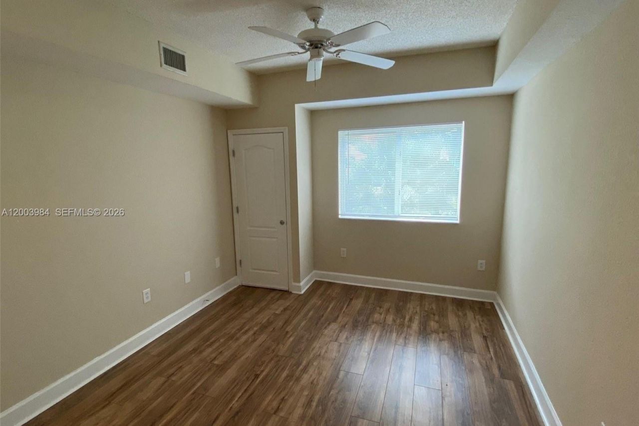 6001 SW 70th St, Unit 342, South Miami, FL 33143 Photo
