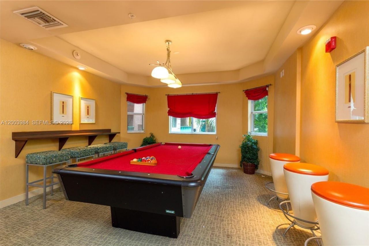 6001 SW 70th St, Unit 342, South Miami, FL 33143 Photo