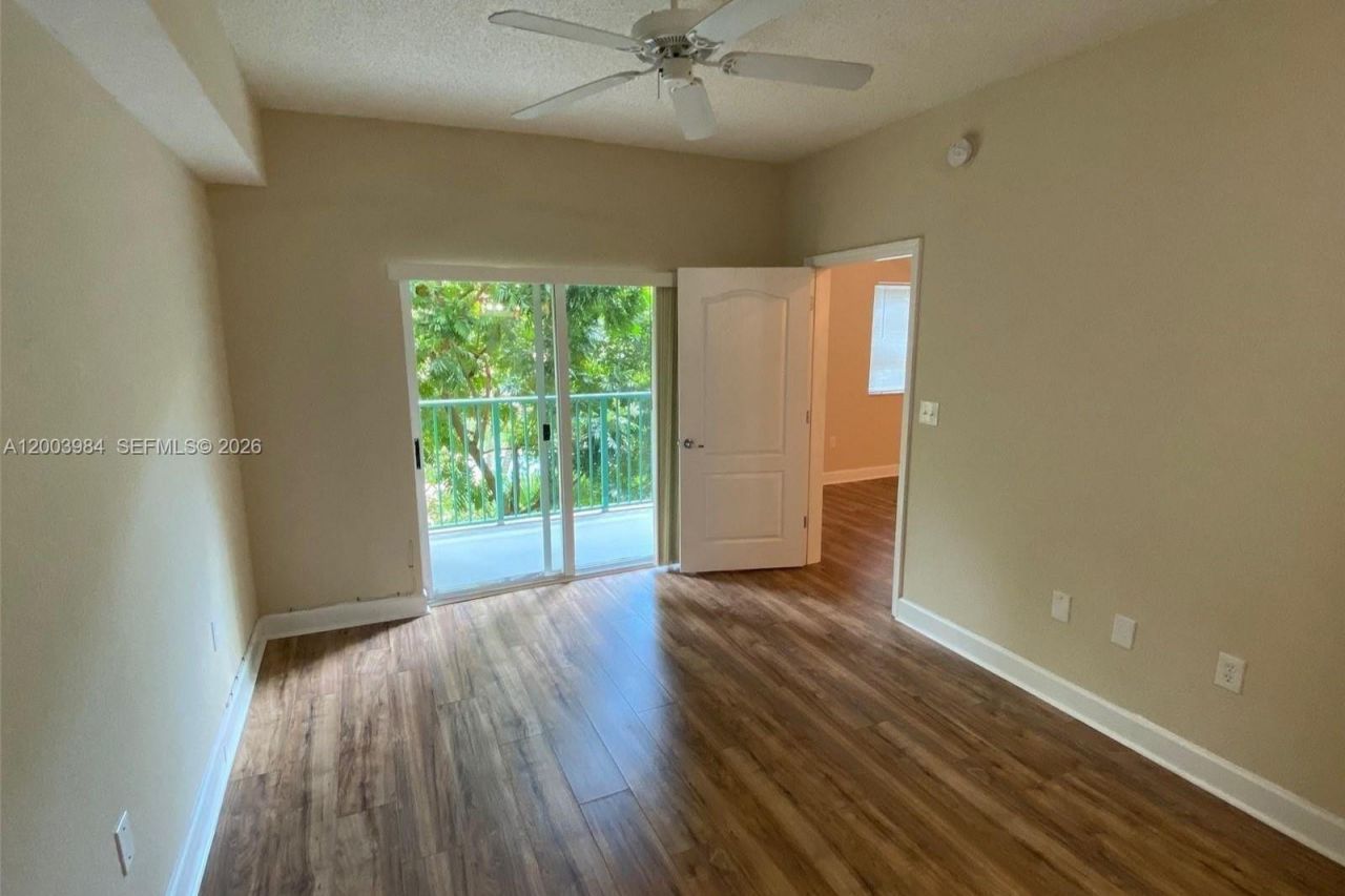 6001 SW 70th St, Unit 342, South Miami, FL 33143 Photo