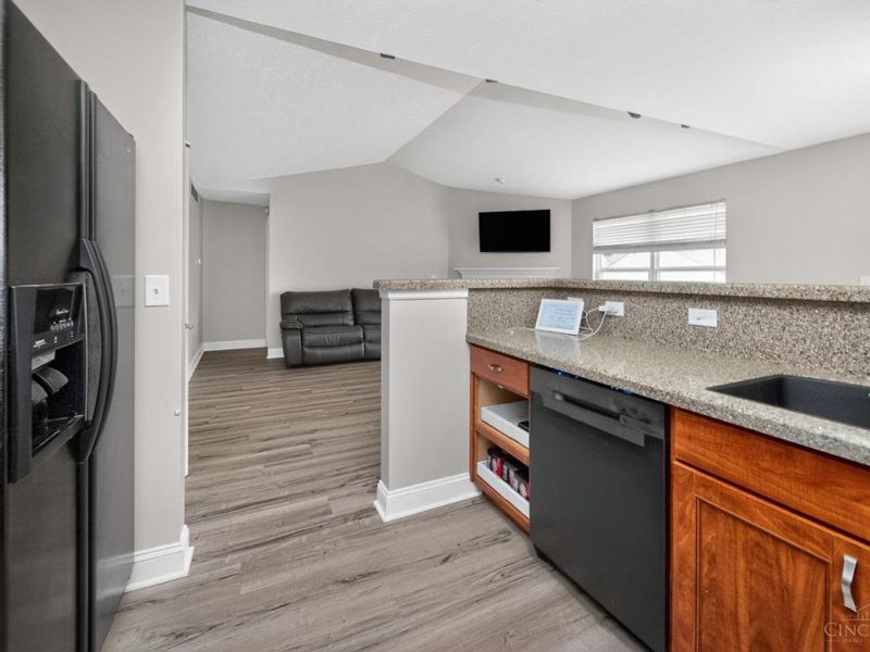 325 Easton Manor Drive, Monroe, OH 45050 Photo 10