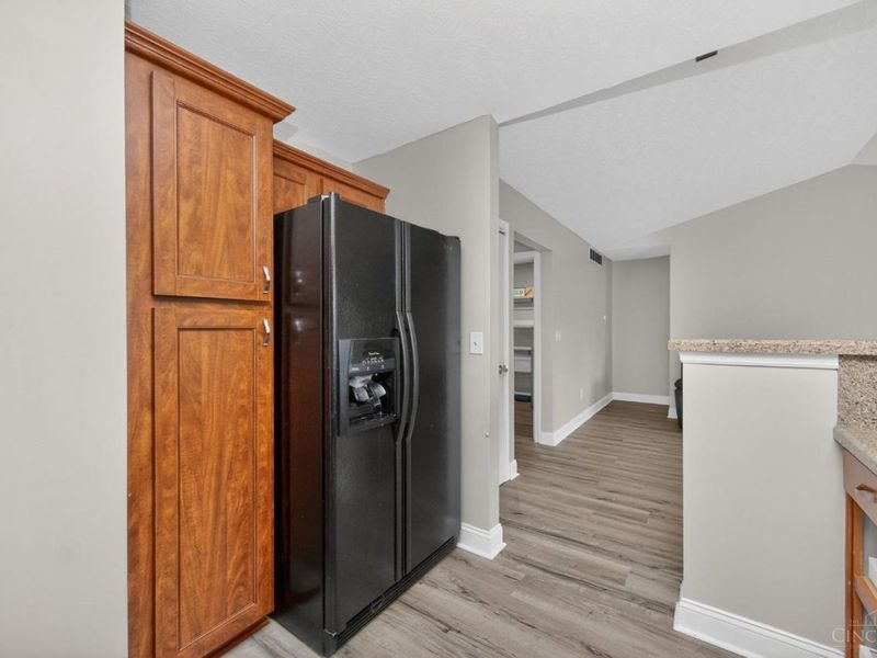 325 Easton Manor Drive, Monroe, OH 45050 Photo 11