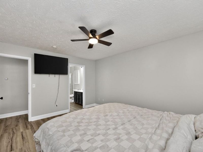 325 Easton Manor Drive, Monroe, OH 45050 Photo 17