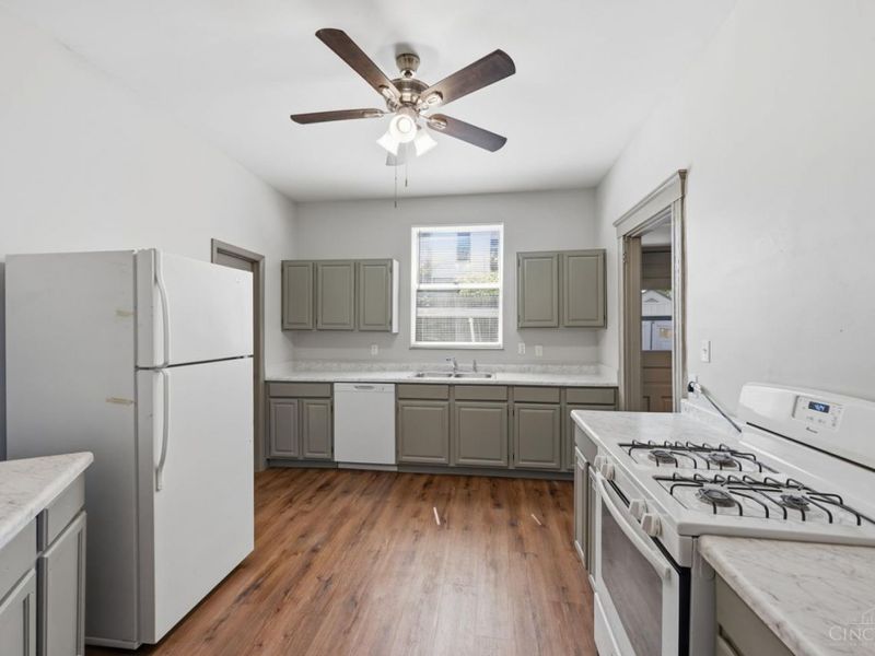1011 McPherson, Cincinnati, OH 45205 Photo 7