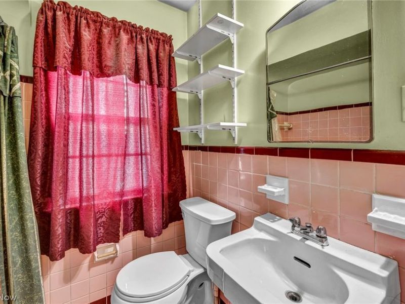 1227 Avondale Road, South Euclid, OH 44121 Photo 17