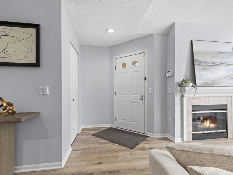 2461 Timbers Edge Lane, Columbus, OH 43235 Photo 7