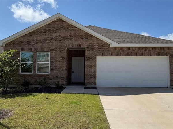 1825 Sandlin Drive, Forney, TX 75126