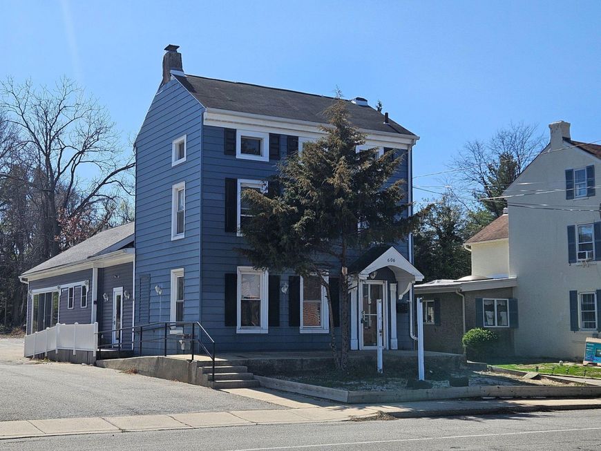 606 Germantown Pike, Lafayette Hill, PA 19444 Main Photo